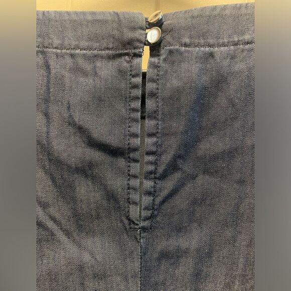 White House Black Market Womens 0 XS Blue Chambray Bell Sleeves Emma Blouse Top - Picture 5 of 8